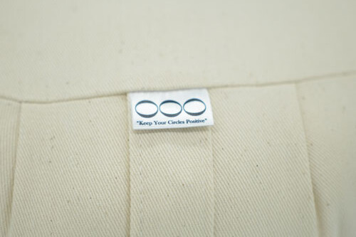 OOO-Meditationskudde Halvmåne Bovete - Vit